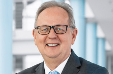 Dr. Theodor Niehaus